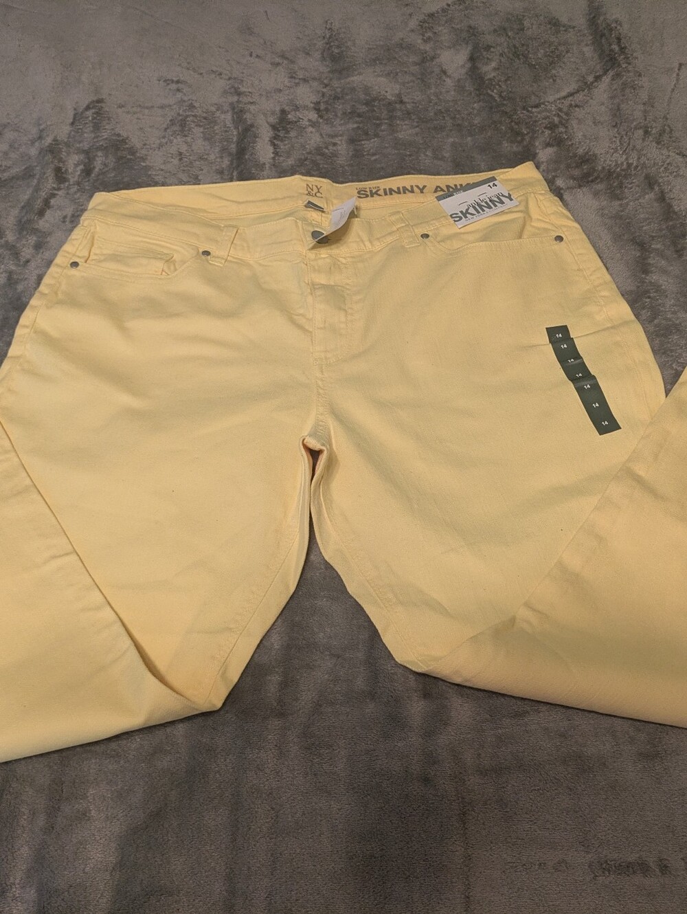 New York & Company Skinny Ankle Jeans Size 14 Yellow NWT